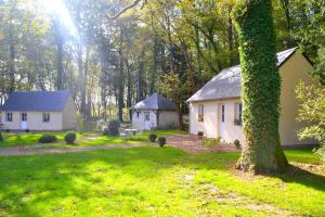 Jardin de l'établissement Hôtel les Grands Chênes