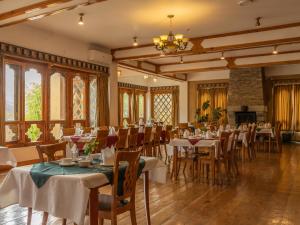 Tiger's Nest Resort - Best Resort In Paro 레스토랑 또는 맛집