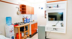 A kitchen or kitchenette at Shalom Apartments Naivasha