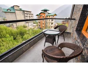 Balkon ili terasa u objektu Tree valley by Terraa Hotel, Manali