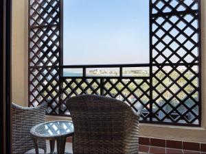 Uma varanda ou terraço em Rixos Al Mairid Ras Al Khaimah - Ultra All Inclusive