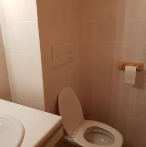 Bathroom sa Studio cosy a Les Gets 25 m² avec vue montagne