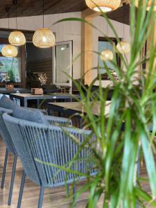 Un restaurant u otro lugar para comer en Villa Shale MarSo