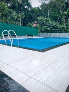 Swimming pool sa o malapit sa Rivera Holiday Home