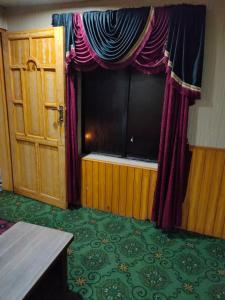 Gallery image ng Ahmed guest house sa Murree