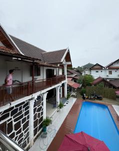 Bazen u ili blizu objekta Sabai Sabai Luang Prabang Hostel