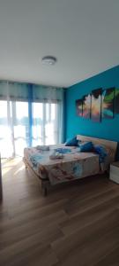 Ліжко або ліжка в номері LOVE HOME APARTAMENT Near the Airport