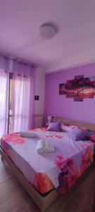 Ліжко або ліжка в номері LOVE HOME APARTAMENT Near the Airport