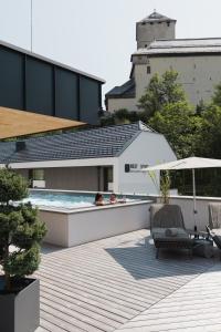 Piscina a Rest Apartments & Suiten o a prop