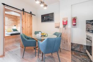 Foto da galeria de GuestReady - Contemporary cabin in Santos Pousada em Porto