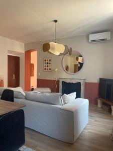 Ένα ή περισσότερα κρεβάτια σε δωμάτιο στο Superbe appartement 2 chambres plein centre