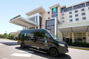 Kép Embassy Suites by Hilton Newark Airport szállásáról Elizabethben a galériában