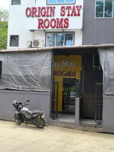 Mynd úr myndasafni af Origin Stay Rooms Lodging & Boarding í Navi Mumbai