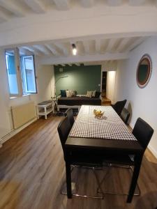 Area tempat duduk di Appartement F2 Rouen Gare - parking gratuit