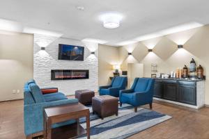 Dapur atau dapur kecil di Comfort Inn Hobart-Merrillville I-65