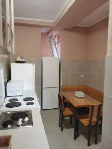 Kuhinja oz. manjša kuhinja v nastanitvi Bar-Apartman 2