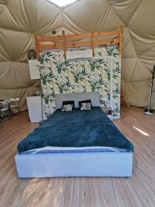 Posteľ alebo postele v izbe v ubytovaní Glamping w sercu mazur z prywatna plaża