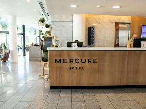 Ett certifikat, pris eller annat dokument som visas upp på Mercure Brisbane Spring Hill