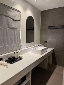 Bathroom sa Only Seed Resort 欧芮希度假酒店