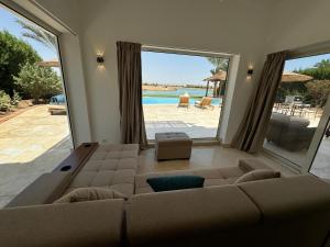 Foto de la galería de Sunset Villa in El Gouna with Private Heated Pool NEW BEDROOMS ADDED en Hurghada