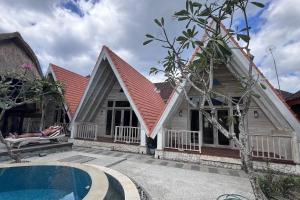 Swimming pool sa o malapit sa Rama Garden Lembongan