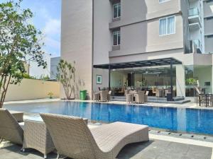 Horison Hotel Sukabumi 내부 또는 인근 수영장