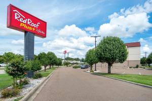 Um certificado, prêmio, placa ou outro documento exibido em Red Roof Inn & Suites Vicksburg