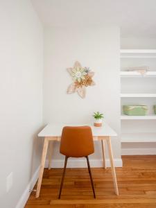 Galeri foto Jennifer's College Hill Apartment Close to Everything di Providence