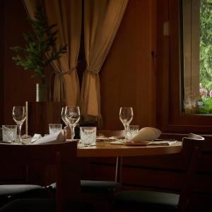 Ресторант или друго място за хранене в Hotel Alpenrose Wengen - a family affair since 1881