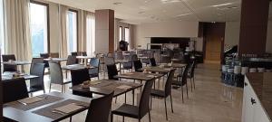 Restoran ili drugo mesto za obedovanje u objektu Best Western Premier CMC Girona