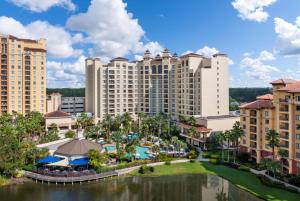 Majoituspaikassa Wyndham Grand Orlando Resort Bonnet Creek tai sen lähellä sijaitseva uima-allas