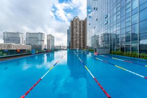 Bassenget på eller i nærheten av ONESS Executive Hotel Guangzhou Huangpu Luogang