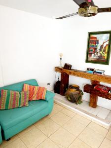 A seating area at Pachamama Hostel Cartagena