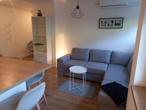 Istumisnurk majutusasutuses Apartman Lavio