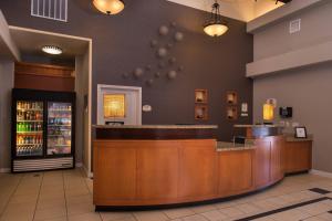 משקאות ב-Residence Inn by Marriott Albuquerque Airport