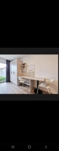 Телевізор і / або розважальний центр в Modern Apartment Central Erlangen