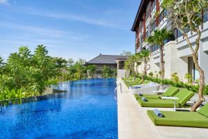 Majoituspaikassa Renaissance Bali Nusa Dua Resort tai sen lähellä sijaitseva uima-allas