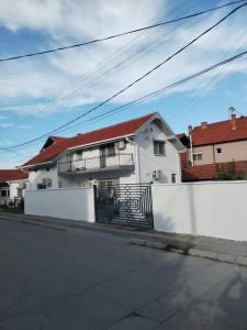 Pastatas, kuriame yra šie apartamentai