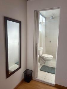 A bathroom at Habitaciones Unicentro, clinica Santa Fe