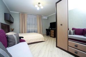 Llit o llits en una habitació de Apartament Vasilya Porika 48 Street Vinnitsya