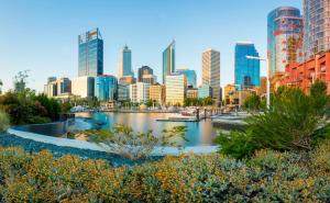 A general view of Perth or a view of the city taken from a szállodákat