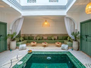 Басейн в или близо до Yacouta Riad and Spa