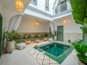 Басейн в или близо до Yacouta Riad and Spa