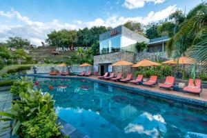 Bazen u objektu Aruna Senggigi Resort & Convention ili u blizini