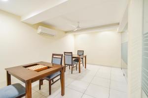 אזור ישיבה ב-FabHotel Prime AM Suites - Nr Secunderabad Railway Satation