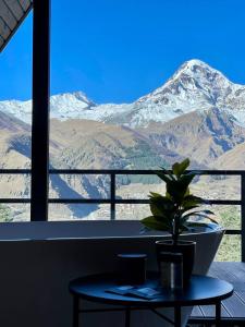 A general mountain view or a mountain view taken from the holiday home