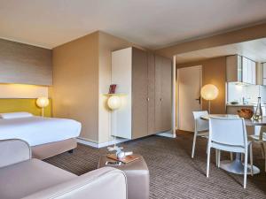 Легло или легла в стая в AppartHotel Mercure Paris Boulogne