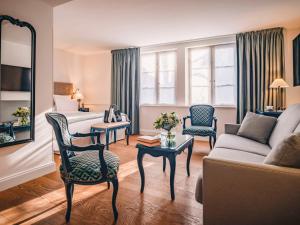 Seating area sa Hotel Cour du Corbeau Strasbourg - MGallery