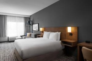 Gulta vai gultas numurā naktsmītnē Hyatt Place Nashville/Hendersonville