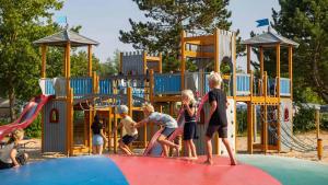 Parquinho infantil em Molecaten Park Wijde Blick